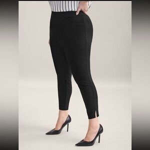 BloomChic Black Stretch Split Hem Skinny Pants size 1X (14-16)